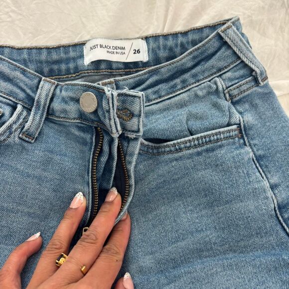 JUST BLACK Straight High Waisted Medium Sz 26 Wash Denim Women's Blue Jeans - Picture 2 of 2